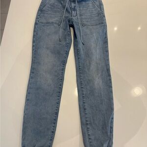 American Eagle Outfitters Light Blue Jeggings